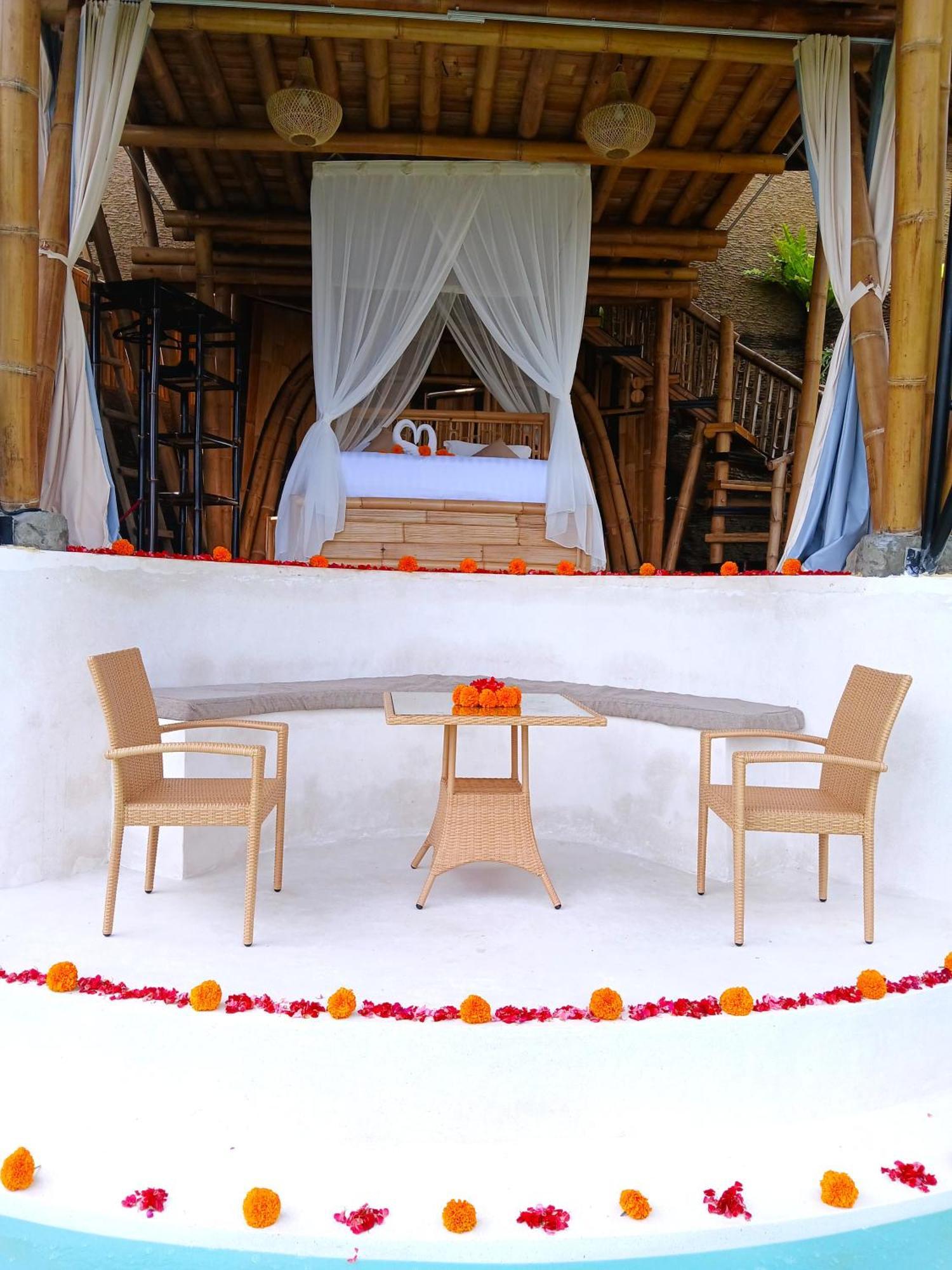Danaswari Bali Bamboo House Villa Selat Екстериор снимка